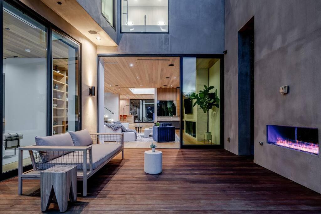 Modern, Resort-Style Home In West Hollywood Лос-Анджелес Екстер'єр фото